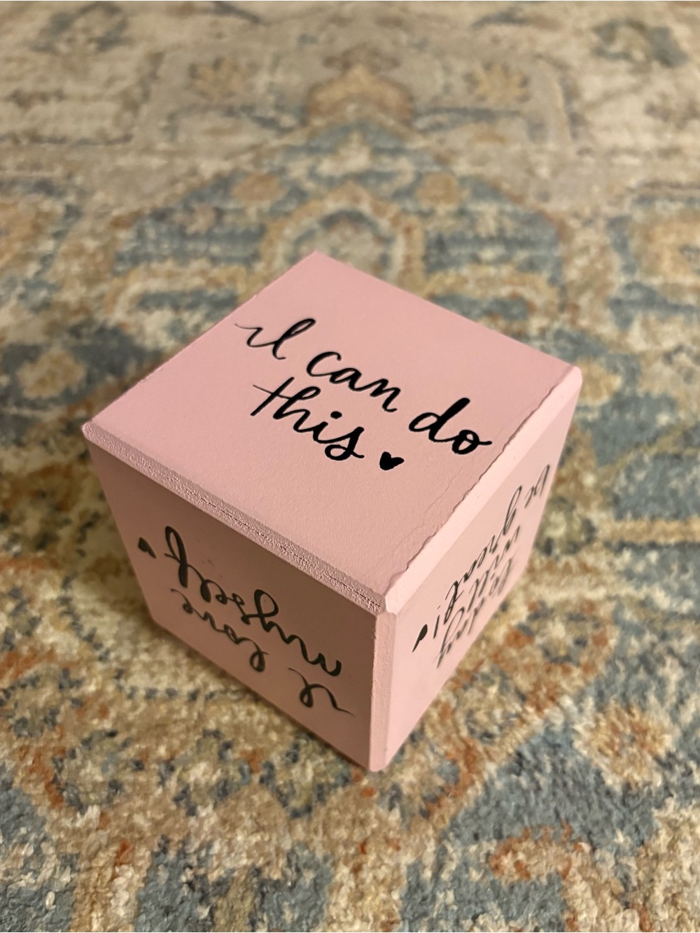 Pink Motivational Wooden Cube Dรฉcor - I Can Do This
